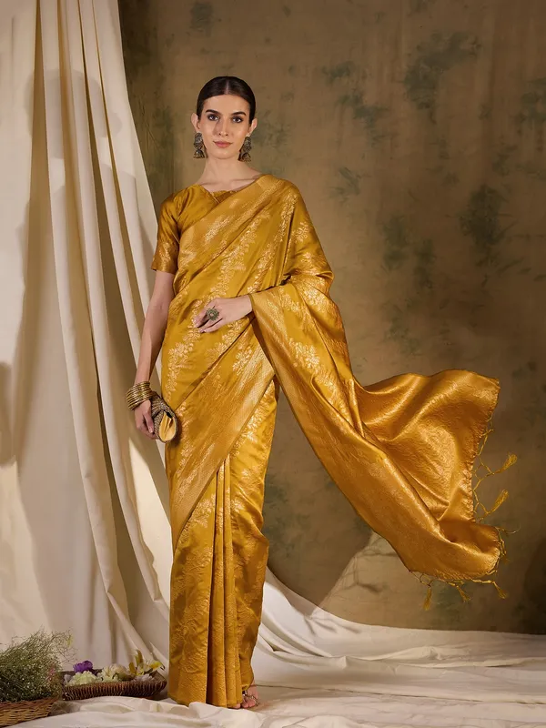 Mustard_Art_Silk_Woven_Banarasi_Saree_With_Unstitched_Blouse_For_Women