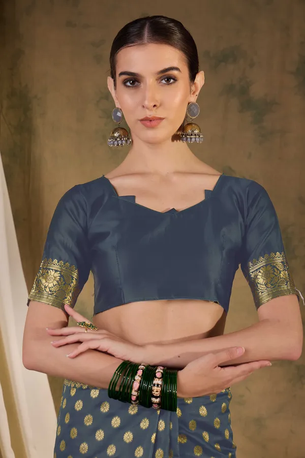 Grey_Art_Silk_Woven_Banarasi_Saree_With_Unstitched_Blouse_For_Women
