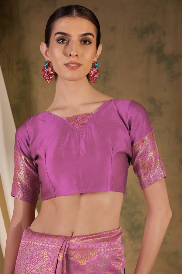 Pink_Art_Silk_Woven_Banarasi_Saree_With_Unstitched_Blouse_For_Women