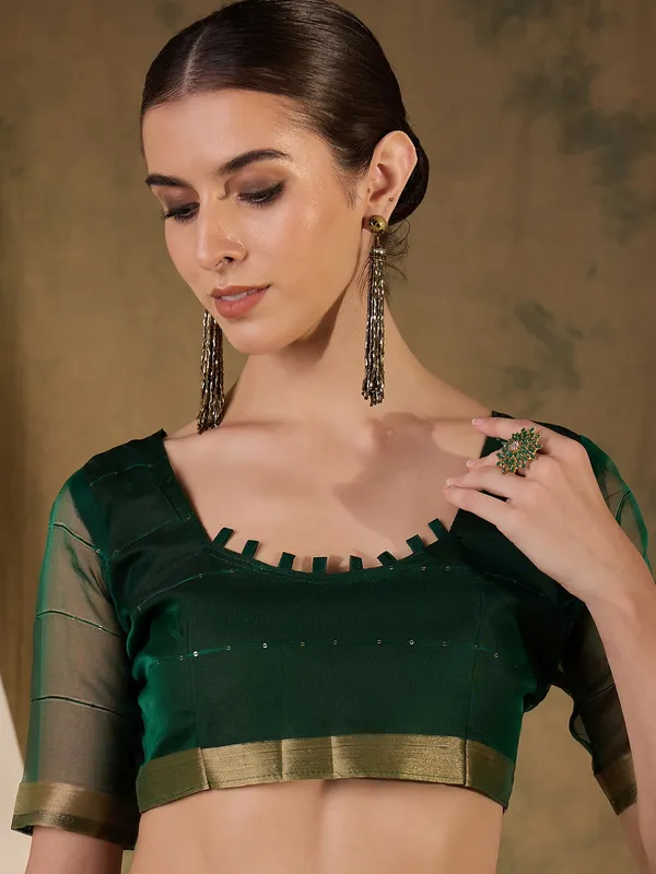 Green_Organza_Woven_Banarasi_Saree_With_Unstitched_Blouse_For_Women