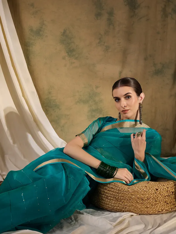 Green_Organza_Woven_Banarasi_Saree_With_Unstitched_Blouse_For_Women