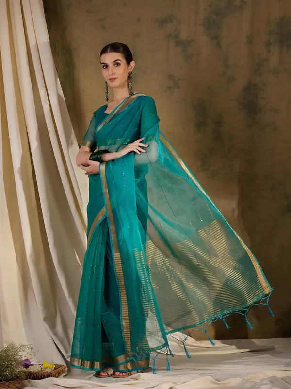 Green_Organza_Woven_Banarasi_Saree_With_Unstitched_Blouse_For_Women