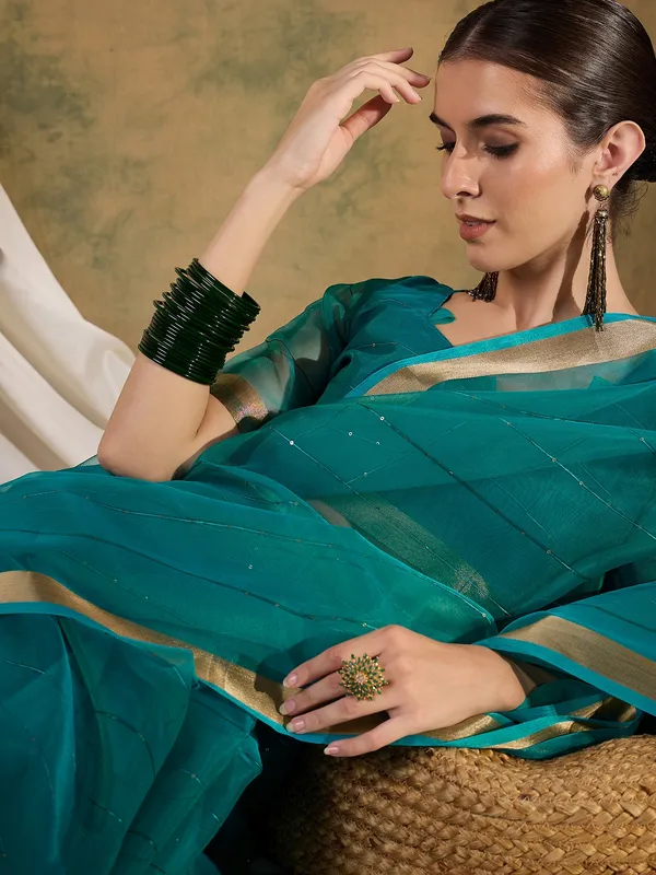 Green_Organza_Woven_Banarasi_Saree_With_Unstitched_Blouse_For_Women