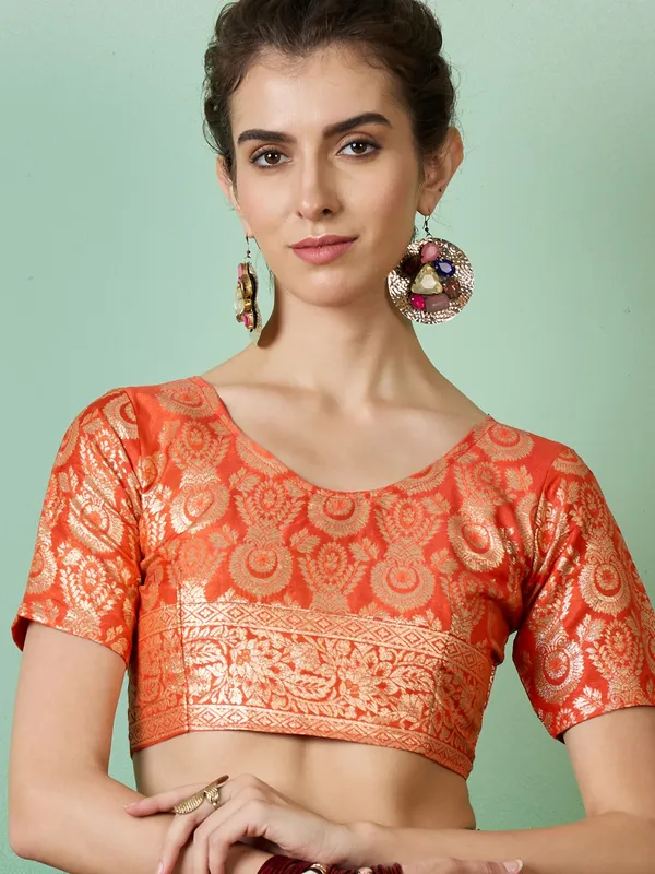 Orange_Art_Silk_Woven_Banarasi_Saree_With_Unstitched_Blouse_For_Women