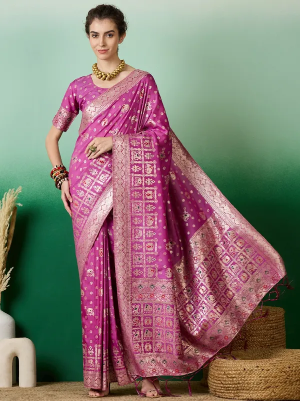Purple_Art_Silk_Woven_Banarasi_Saree_With_Unstitched_Blouse_For_Women