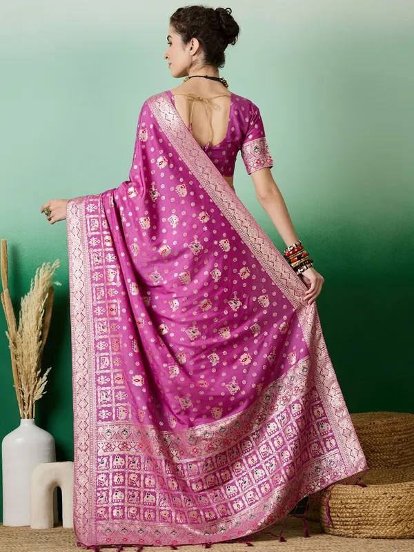 Purple_Art_Silk_Woven_Banarasi_Saree_With_Unstitched_Blouse_For_Women