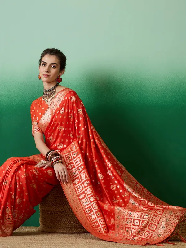 Orange_Art_Silk_Woven_Banarasi_Saree_With_Unstitched_Blouse_For_Women