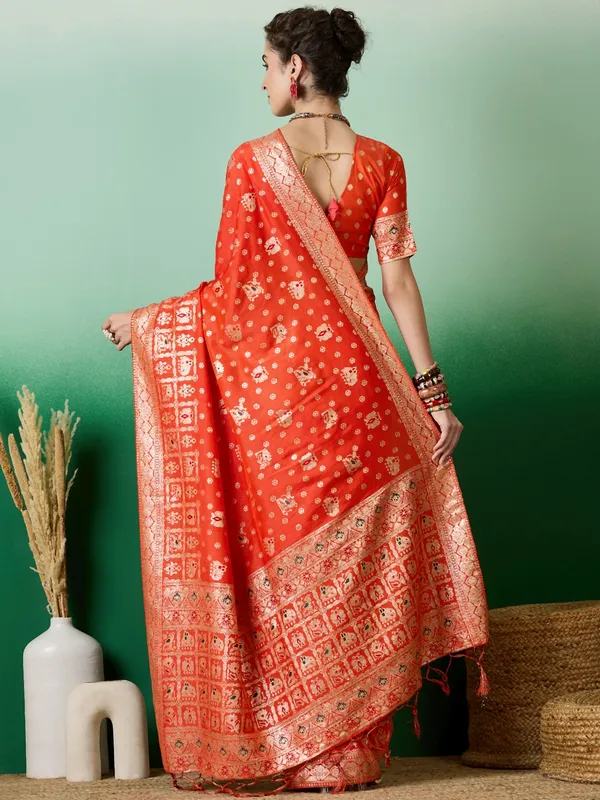 Orange_Art_Silk_Woven_Banarasi_Saree_With_Unstitched_Blouse_For_Women