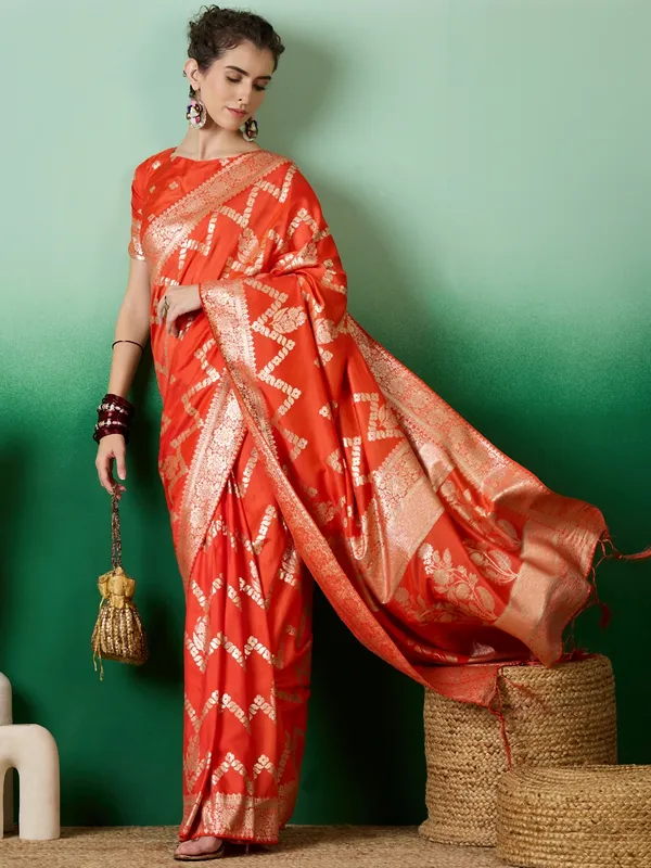 Orange_Art_Silk_Woven_Banarasi_Saree_With_Unstitched_Blouse_For_Women