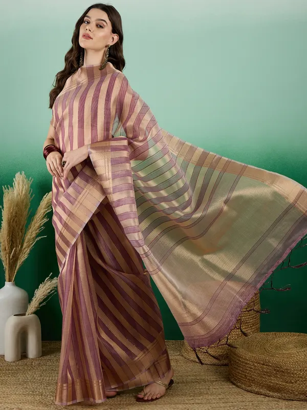 Brown_Organza_Woven_Banarasi_Saree_With_Unstitched_Blouse_For_Women
