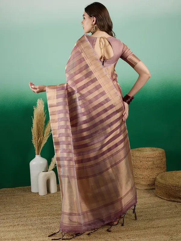Brown_Organza_Woven_Banarasi_Saree_With_Unstitched_Blouse_For_Women