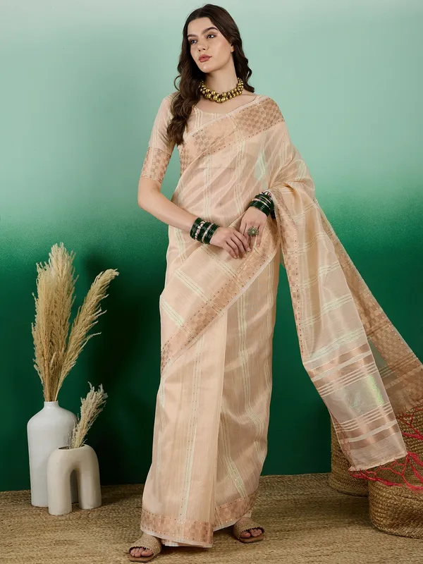 Beige_Organza_Woven_Banarasi_Saree_With_Unstitched_Blouse_For_Women