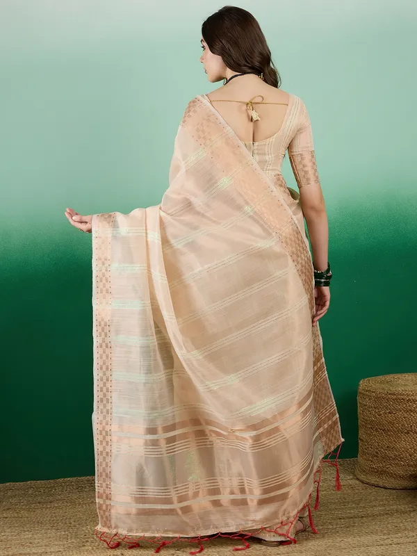 Beige_Organza_Woven_Banarasi_Saree_With_Unstitched_Blouse_For_Women