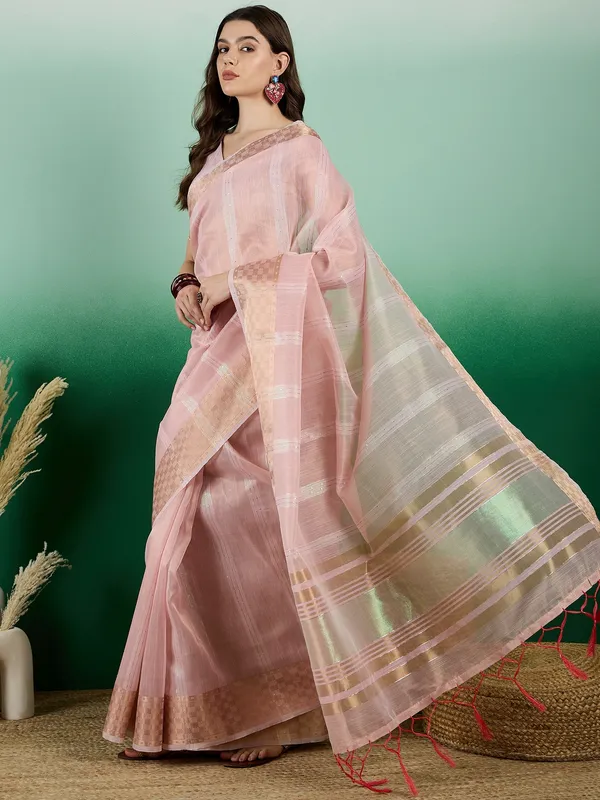 Pink_Organza_Woven_Banarasi_Saree_With_Unstitched_Blouse_For_Women
