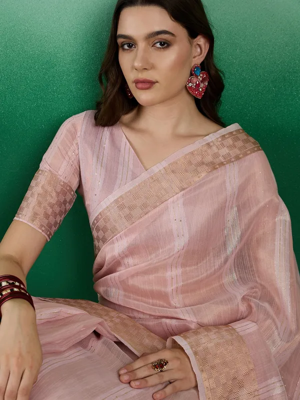 Pink_Organza_Woven_Banarasi_Saree_With_Unstitched_Blouse_For_Women