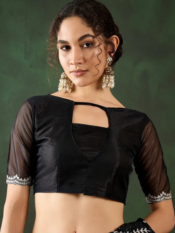 Black_Art_Silk_Embroidered_Banarasi_Saree_With_Unstitched_Blouse_For_Women