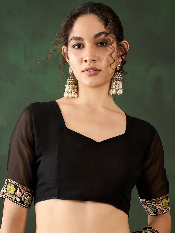 Black_Cotton_Blend_Embroidered_Banarasi_Saree_With_Unstitched_Blouse_For_Women