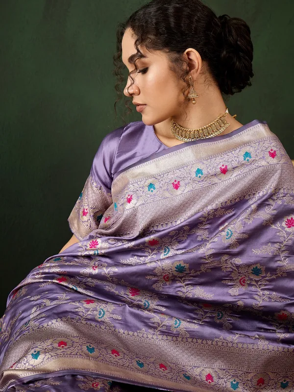 Purple_Art_Silk_Woven_Banarasi_Saree_With_Unstitched_Blouse_For_Women