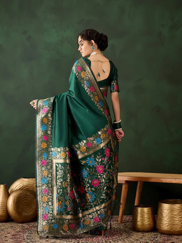Green_Silk_Blend_Woven_Banarasi_Saree_With_Unstitched_Blouse_For_Women