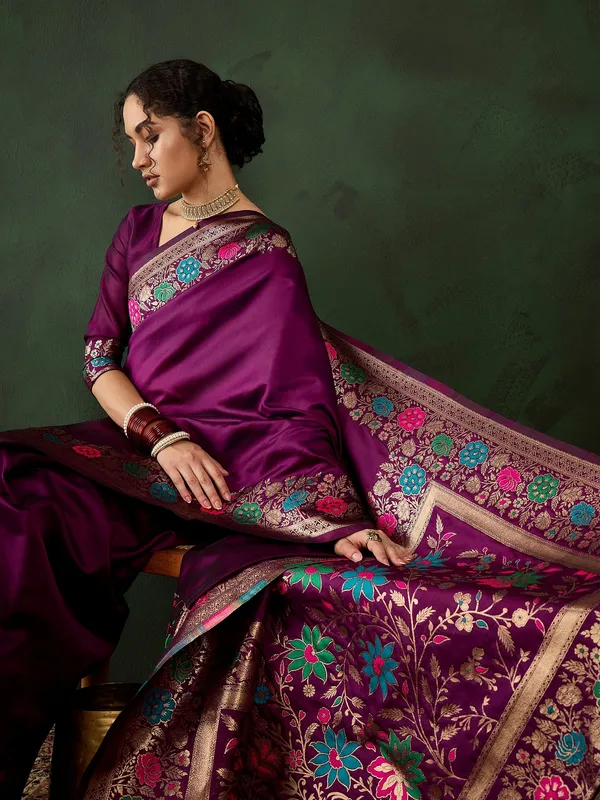 Purple_Silk_Blend_Woven_Banarasi_Saree_With_Unstitched_Blouse_For_Women