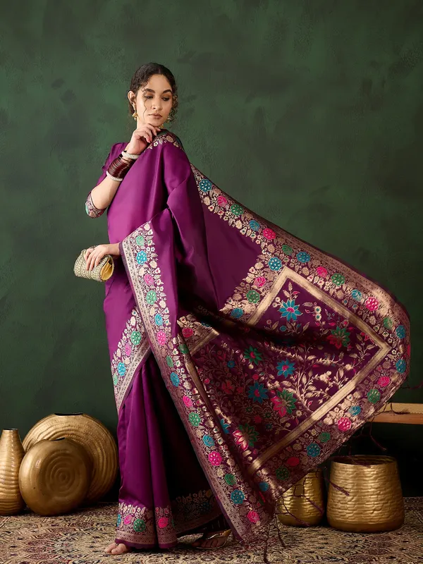 Purple_Silk_Blend_Woven_Banarasi_Saree_With_Unstitched_Blouse_For_Women