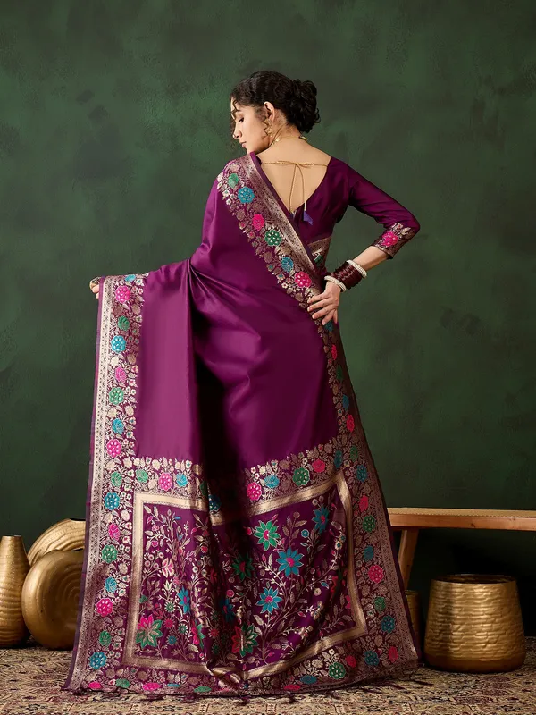 Purple_Silk_Blend_Woven_Banarasi_Saree_With_Unstitched_Blouse_For_Women
