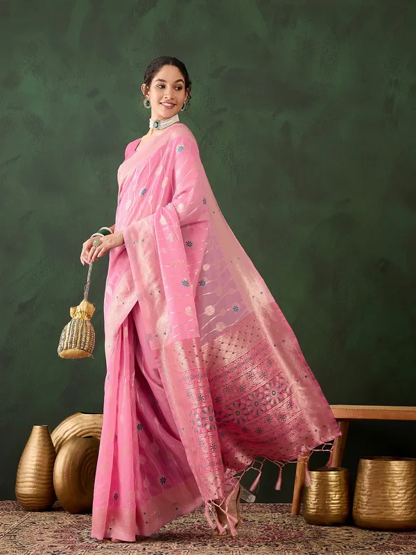 Pink_Cotton_Blend_Woven_Banarasi_Saree_With_Unstitched_Blouse_For_Women