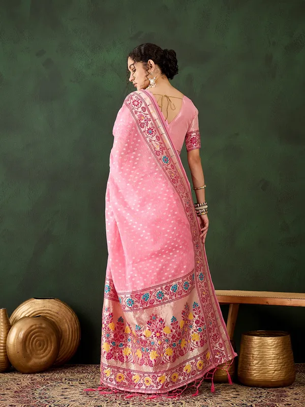 Pink_Cotton_Blend_Woven_Banarasi_Saree_With_Unstitched_Blouse_For_Women