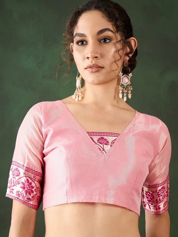 Pink_Cotton_Blend_Woven_Banarasi_Saree_With_Unstitched_Blouse_For_Women