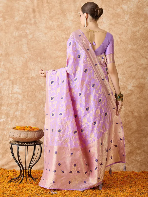 Purple_Art_Silk_Woven_Banarasi_Saree_With_Unstitched_Blouse_For_Women
