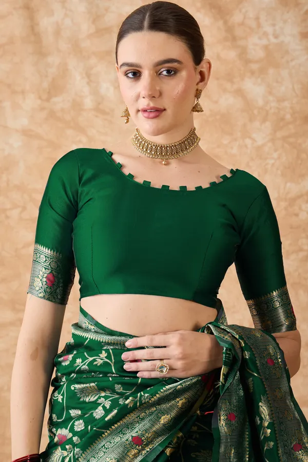 Green_Art_Silk_Woven_Banarasi_Saree_With_Unstitched_Blouse_For_Women