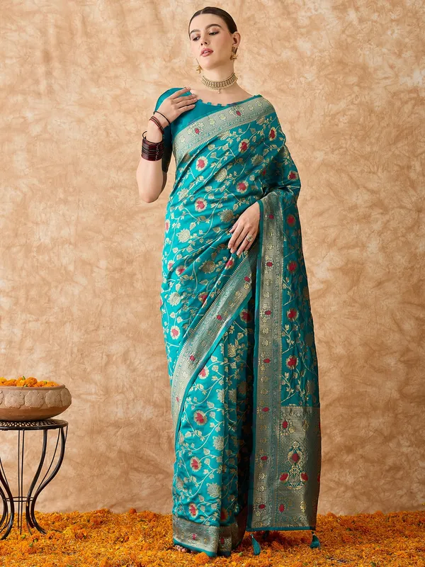 Blue_Art_Silk_Woven_Banarasi_Saree_With_Unstitched_Blouse_For_Women
