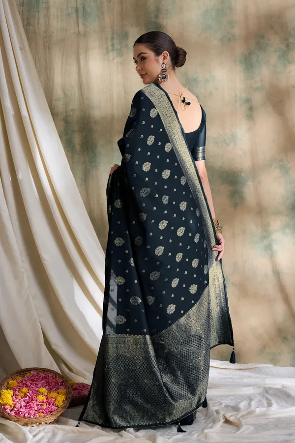 Black_Art_Silk_Woven_Banarasi_Saree_With_Unstitched_Blouse_For_Women