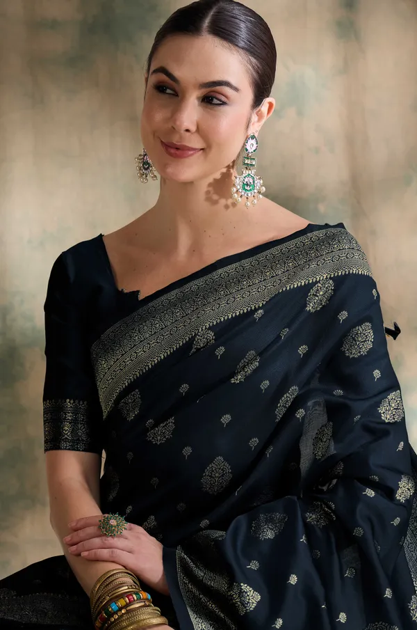 Black_Art_Silk_Woven_Banarasi_Saree_With_Unstitched_Blouse_For_Women