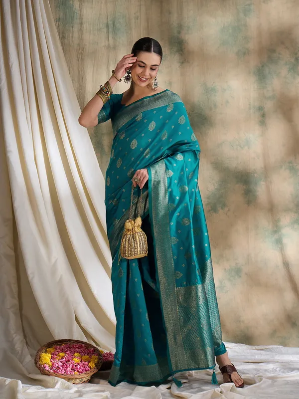 Blue_Art_Silk_Printed_Banarasi_Saree_With_Unstitched_Blouse_For_Women