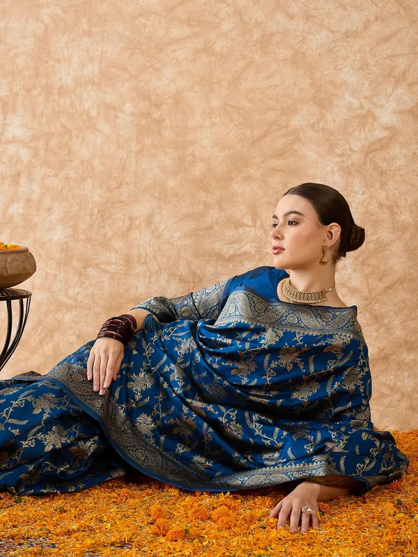 Blue_Art_Silk_Woven_Banarasi_Saree_With_Unstitched_Blouse_For_Women