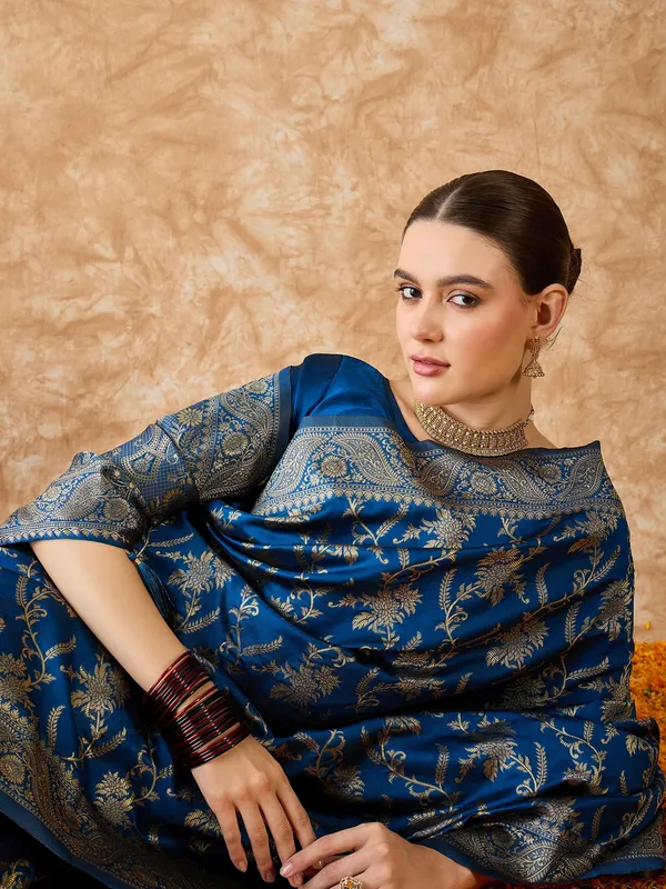Blue_Art_Silk_Woven_Banarasi_Saree_With_Unstitched_Blouse_For_Women