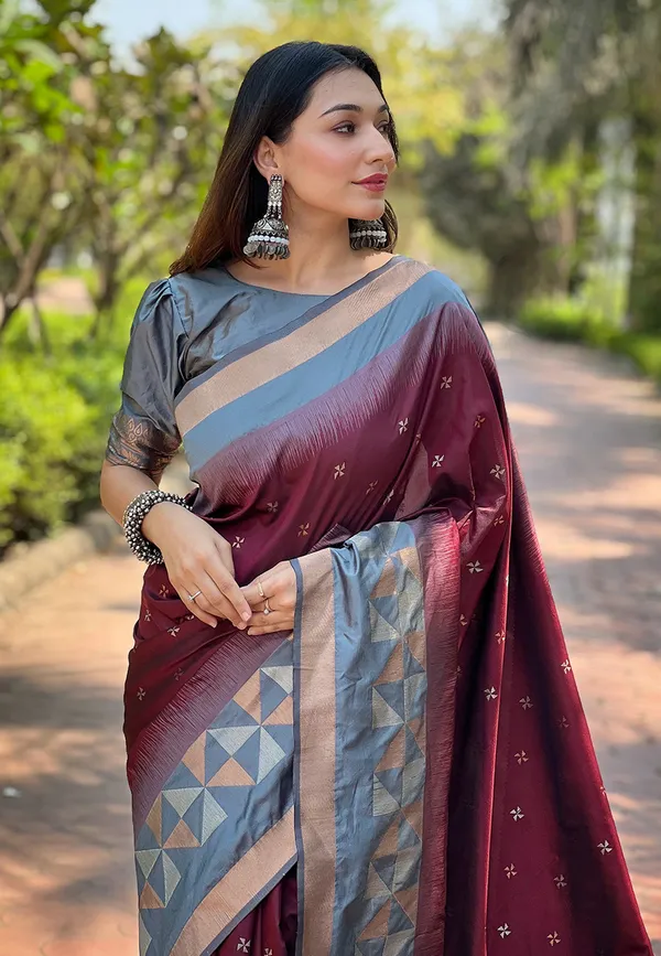 Maroon_Art_Silk_Self_Design_Kanjivaram_Saree_With_Unstitched_Blouse_For_Women