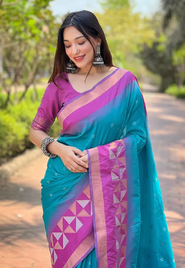 Blue_Art_Silk_Self_Design_Kanjivaram_Saree_With_Unstitched_Blouse_For_Women