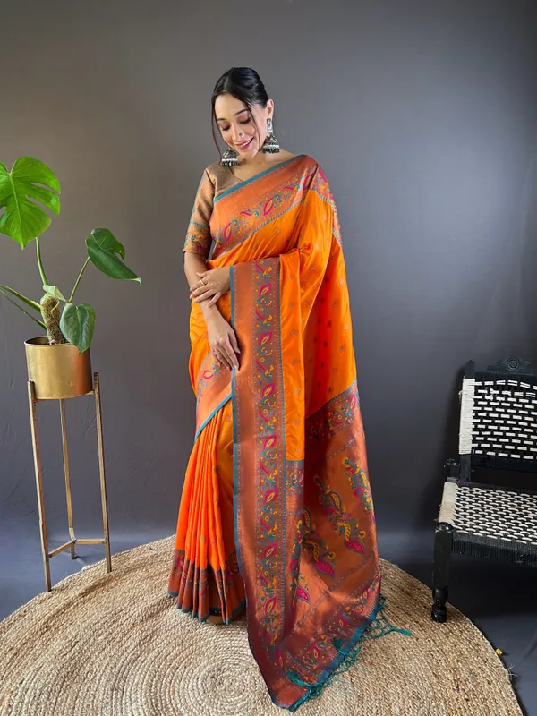 Orange_Art_Silk_Self_Design_Paithani_Saree_With_Unstitched_Blouse_For_Women