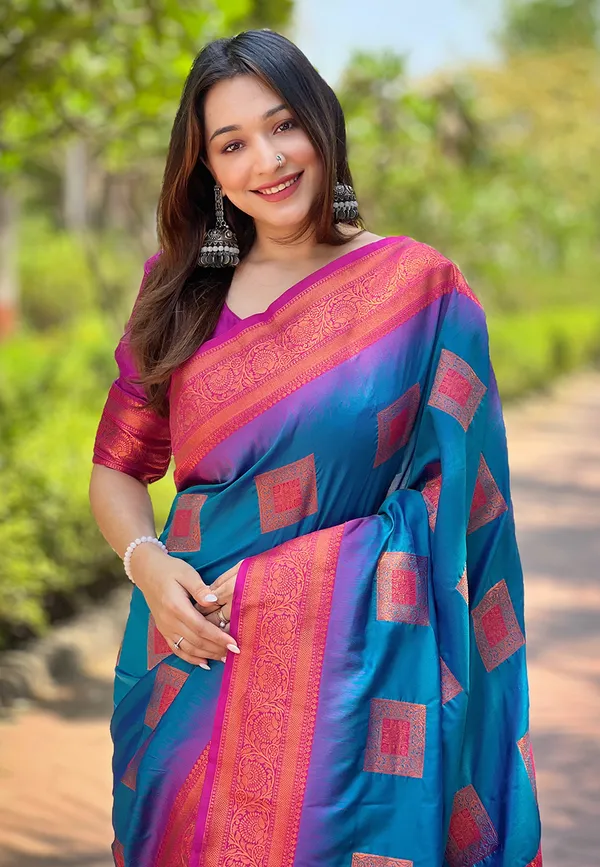 Blue_Art_Silk_Self_Design_Kanjivaram_Saree_With_Unstitched_Blouse_For_Women