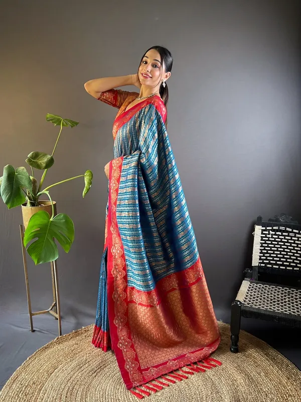 Blue_Art_Silk_Self_Design_Kanjivaram_Saree_With_Unstitched_Blouse_For_Women