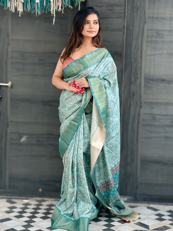 Blue_Art_Silk_Self_Design_Kanjivaram_Saree_With_Unstitched_Blouse_For_Women