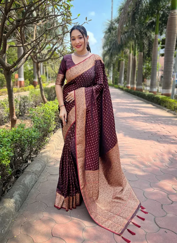 Maroon_Art_Silk_Self_Design_Banarasi_Saree_With_Unstitched_Blouse_For_Women