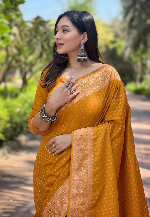 Mustard_Art_Silk_Self_Design_Banarasi_Saree_With_Unstitched_Blouse_For_Women
