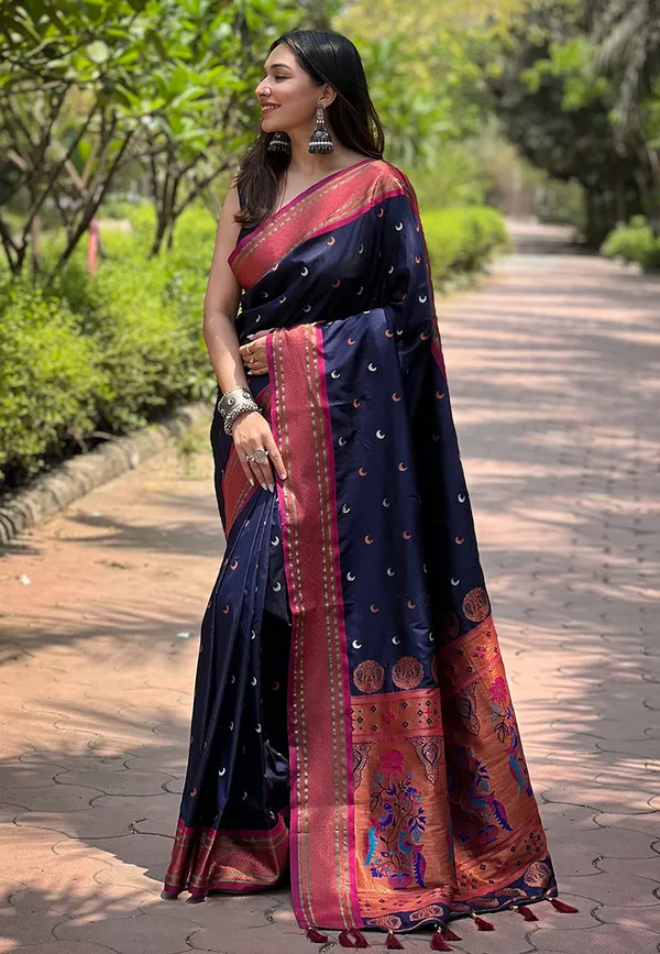 Dark_Blue_Art_Silk_Self_Design_Paithani_Saree_With_Unstitched_Blouse_For_Women