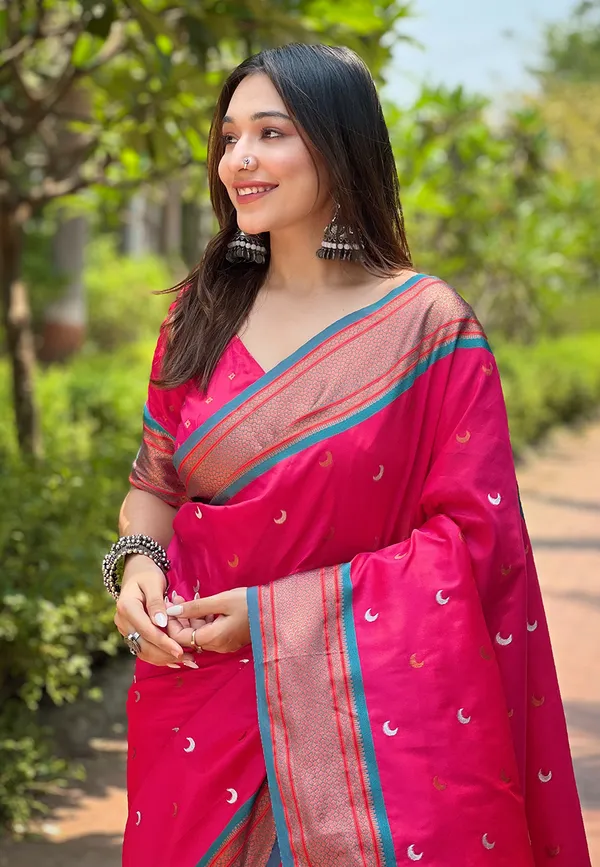Pink_Art_Silk_Self_Design_Paithani_Saree_With_Unstitched_Blouse_For_Women