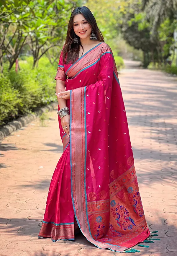 Pink_Art_Silk_Self_Design_Paithani_Saree_With_Unstitched_Blouse_For_Women