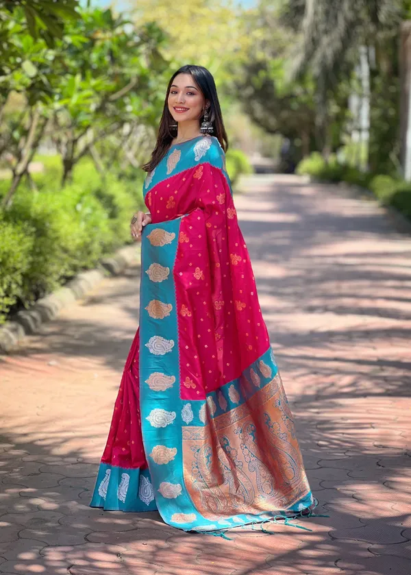 Red_Art_Silk_Self_Design_Kanjivaram_Saree_With_Unstitched_Blouse_For_Women