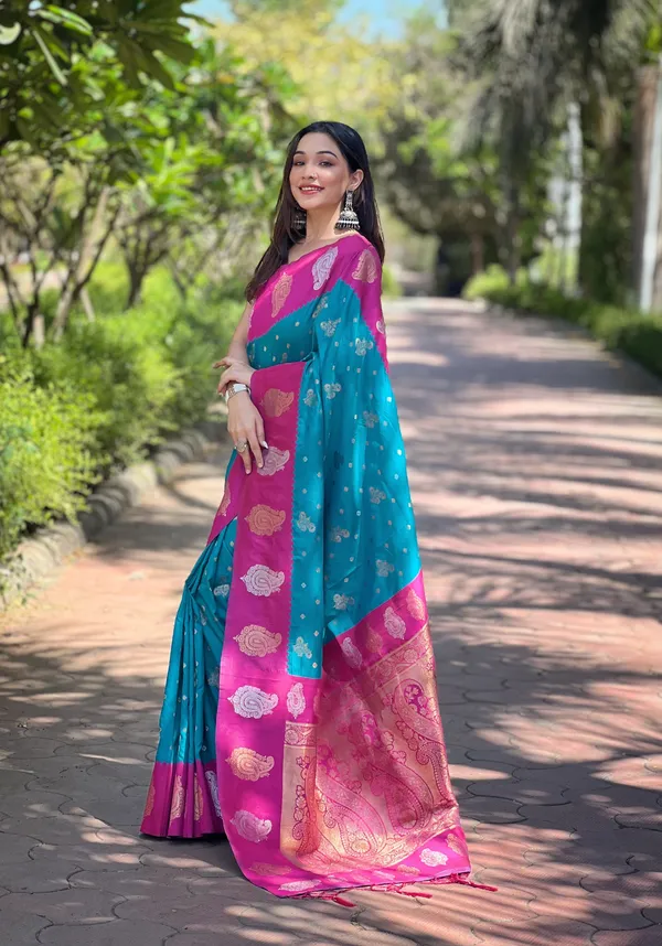 Blue_Art_Silk_Self_Design_Kanjivaram_Saree_With_Unstitched_Blouse_For_Women